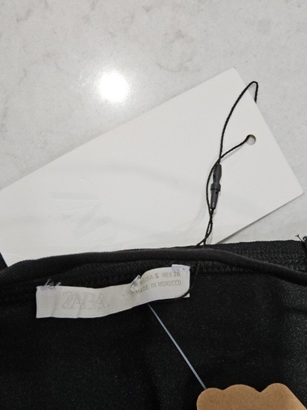 Zara Black Twist-Detail Crop Top with Spaghetti Straps - Picture 3 of 3